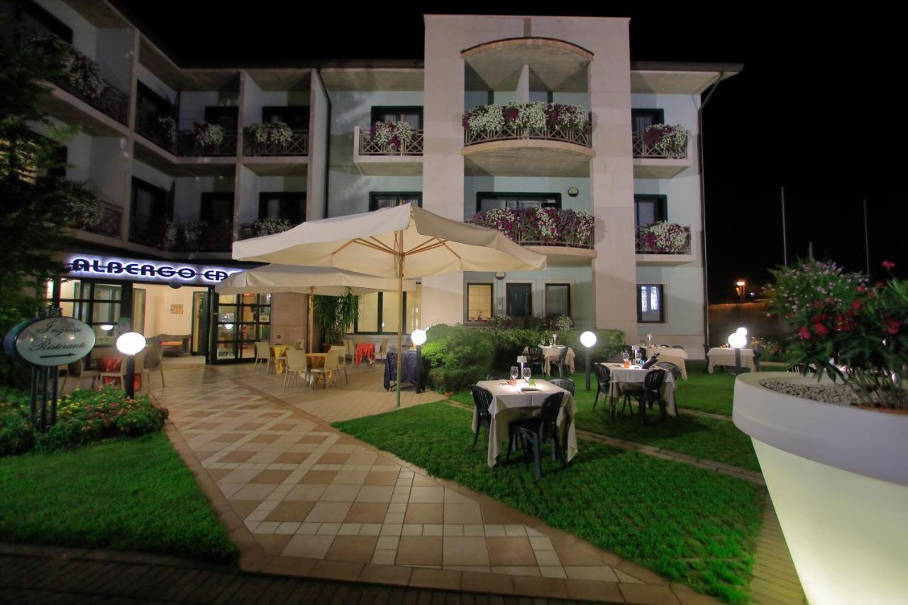 Hotel Eden Valeggio sul Mincio Esterno foto