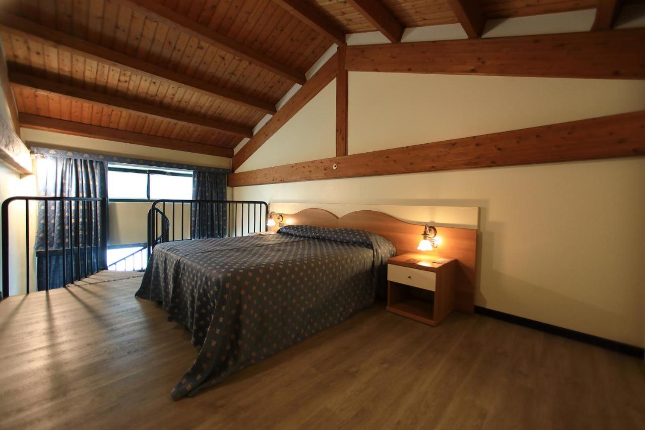 Hotel Eden Valeggio sul Mincio Esterno foto