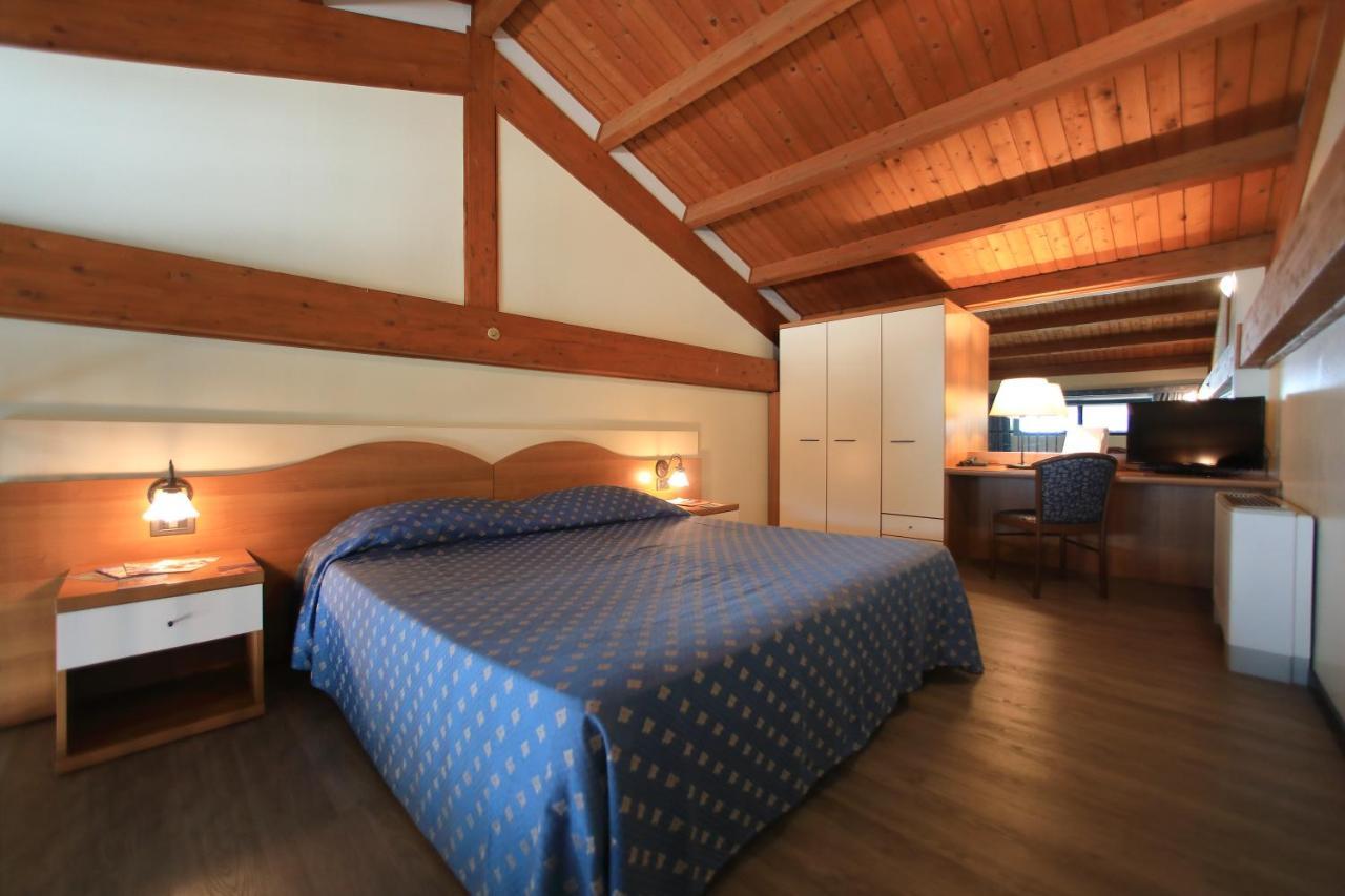 Hotel Eden Valeggio sul Mincio Esterno foto