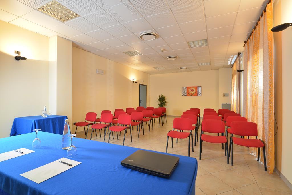 Hotel Eden Valeggio sul Mincio Esterno foto
