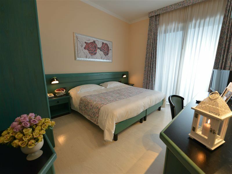 Hotel Eden Valeggio sul Mincio Esterno foto