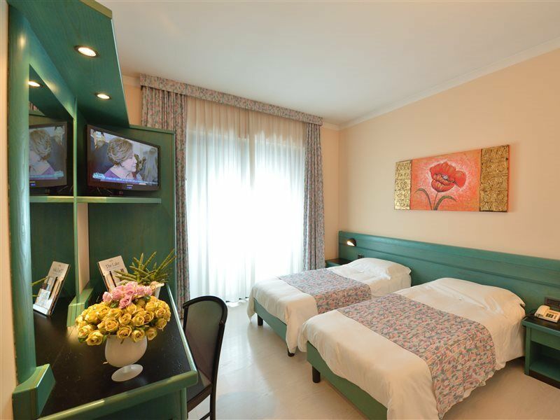 Hotel Eden Valeggio sul Mincio Esterno foto